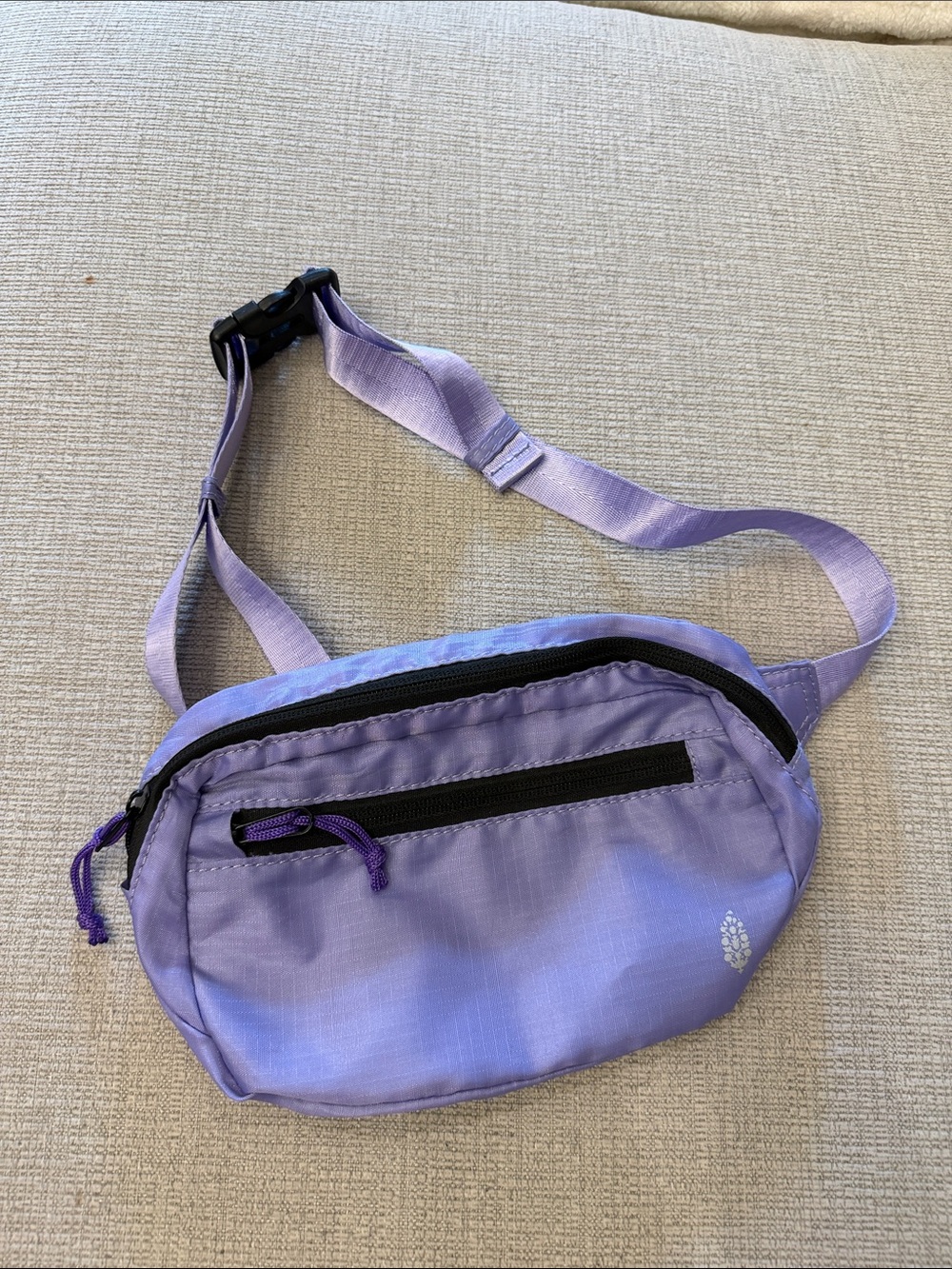 FREE PEOPLE MOVEMENT Lavender Purple Waist Pack / Fanny Pack/ Sling